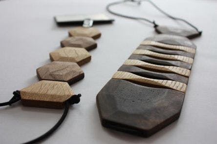 一位一刀彫 - CAMPFIRE (キャンプファイヤー)