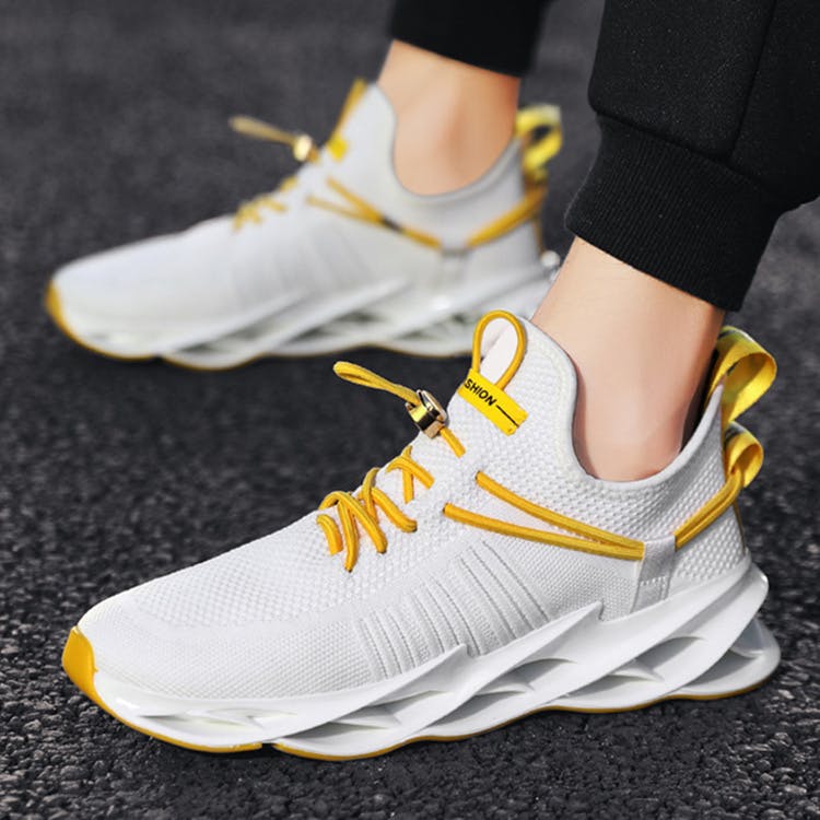 靴紐が解ける煩わしさのない 通気性に優れた軽量クッションスニーカーxiweihu Campfire キャンプファイヤー 靴紐が解ける煩わしさのない 通気性に優れた軽量クッションスニーカーxiweihu Campfire キャンプファイヤー