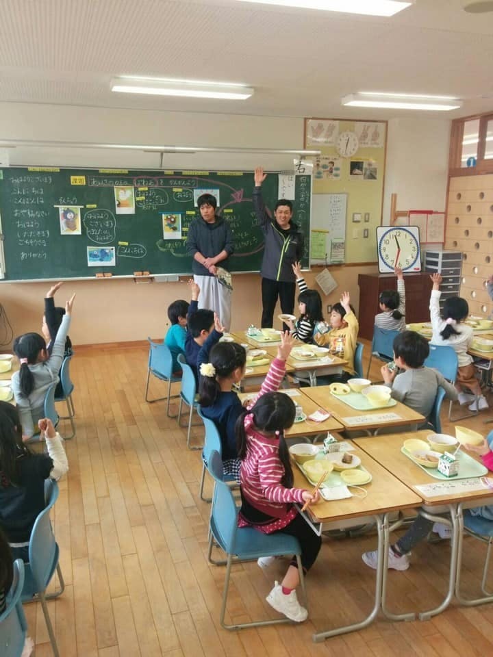 学校給食へのホタルイカ提供