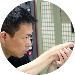 赤坂金型彫刻所　代表　三代目赤坂兵之助