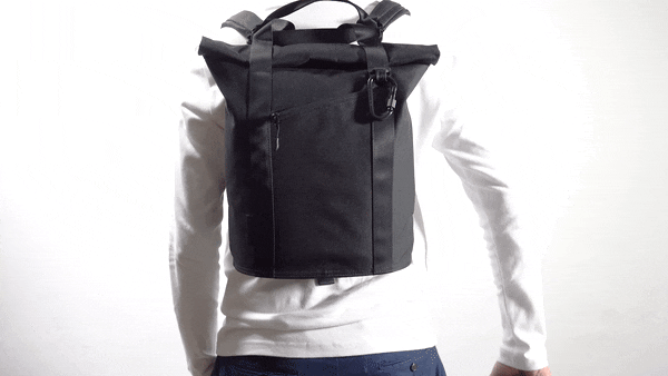 荷物は1秒で取り出そう 片手で瞬間装着 上下2層分割リュック Campfire キャンプファイヤー 荷物は1秒で取り出そう 片手で瞬間装着 上下2層分割リュック Campfire キャンプファイヤー