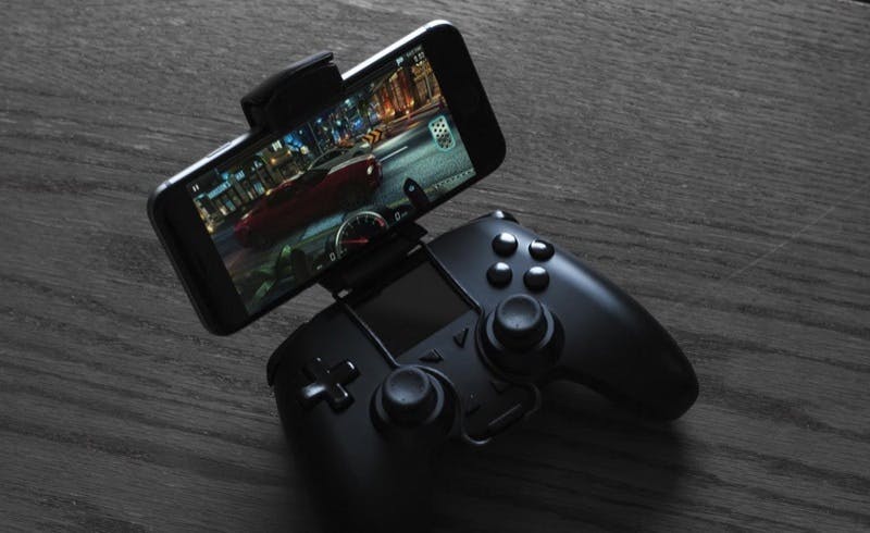 どんなゲームもこれ1つで フルカスタマイズ可能な汎用ゲームコントローラ All Campfire キャンプファイヤー どんなゲームもこれ1つで フルカスタマイズ可能な汎用ゲームコントローラ All Campfire キャンプファイヤー