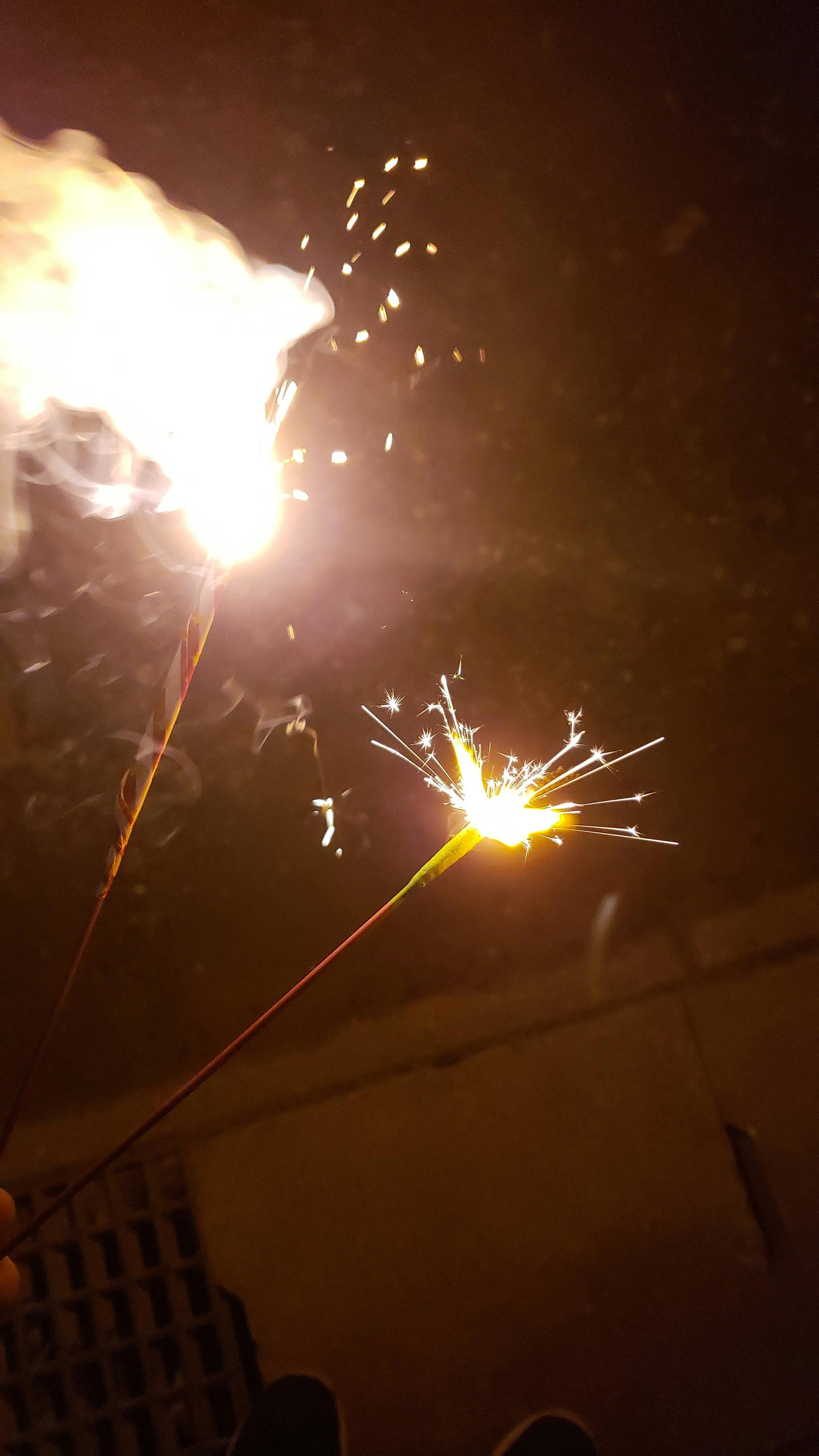 エイプリールフール Campfire キャンプファイヤー