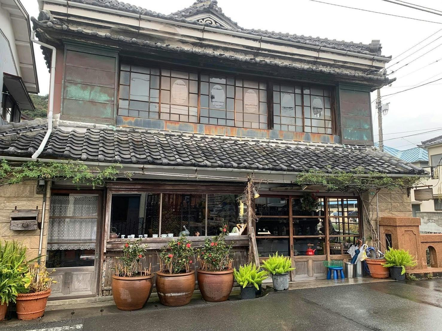 加盟店紹介 草画房 Campfire キャンプファイヤー 加盟店紹介 草画房 Campfire キャンプファイヤー