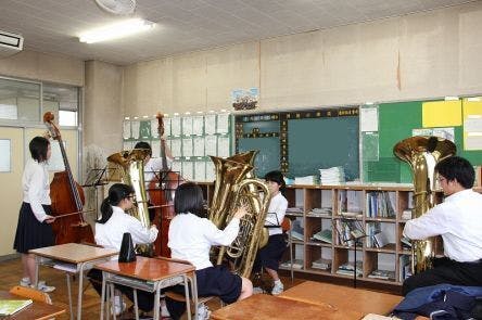 吹奏楽フェスティバルに向けて練習中 中央中学校 Campfire キャンプファイヤー