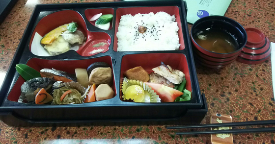 里山ホテルのお弁当 Campfire キャンプファイヤー