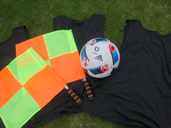 大会球はUEFA EURO 2016™公式ボールを使用 - CAMPFIRE (キャンプ