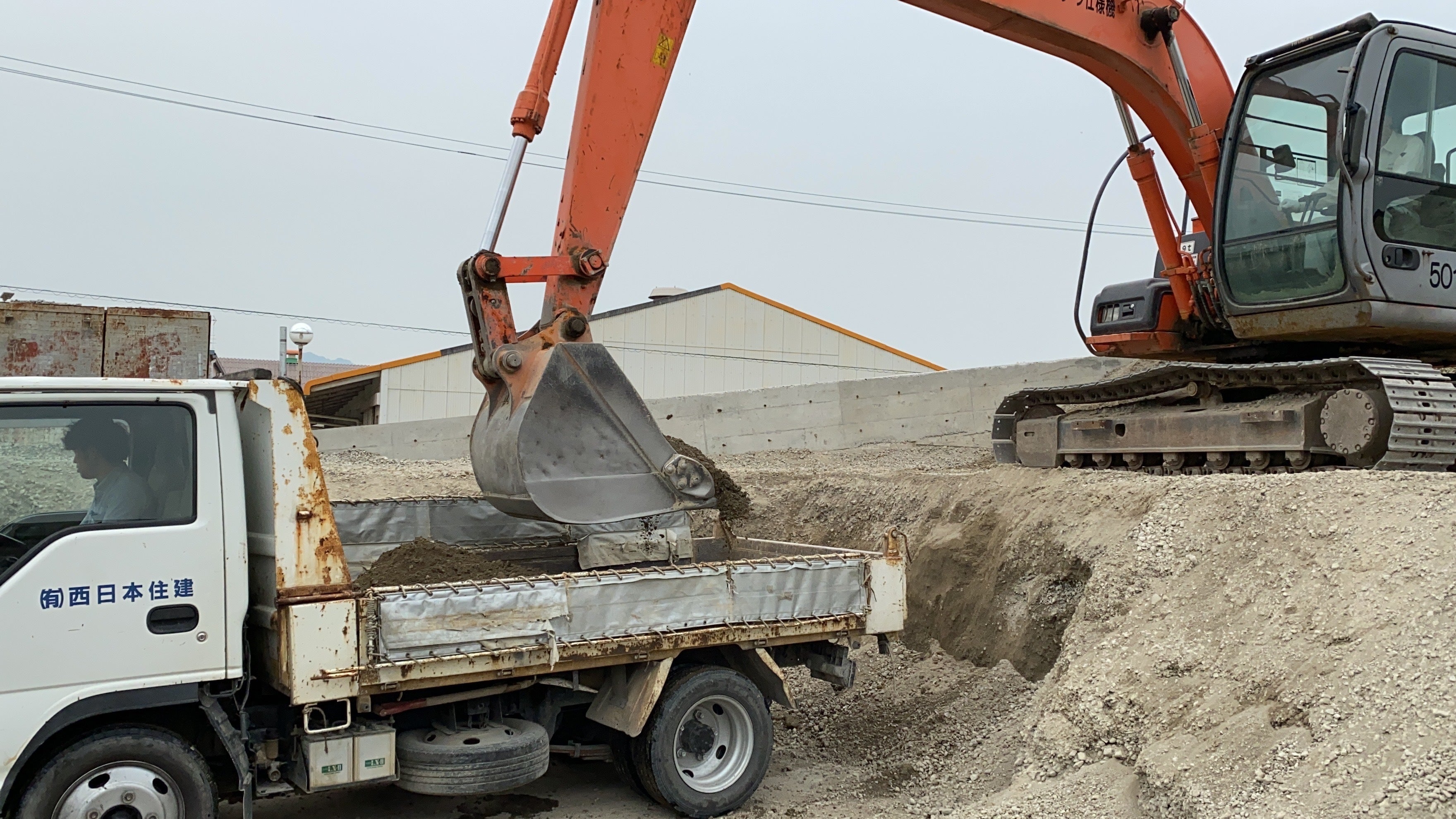 一緒に汗をかいてくれる銀行員 ドラマじゃないよ Campfire キャンプファイヤー