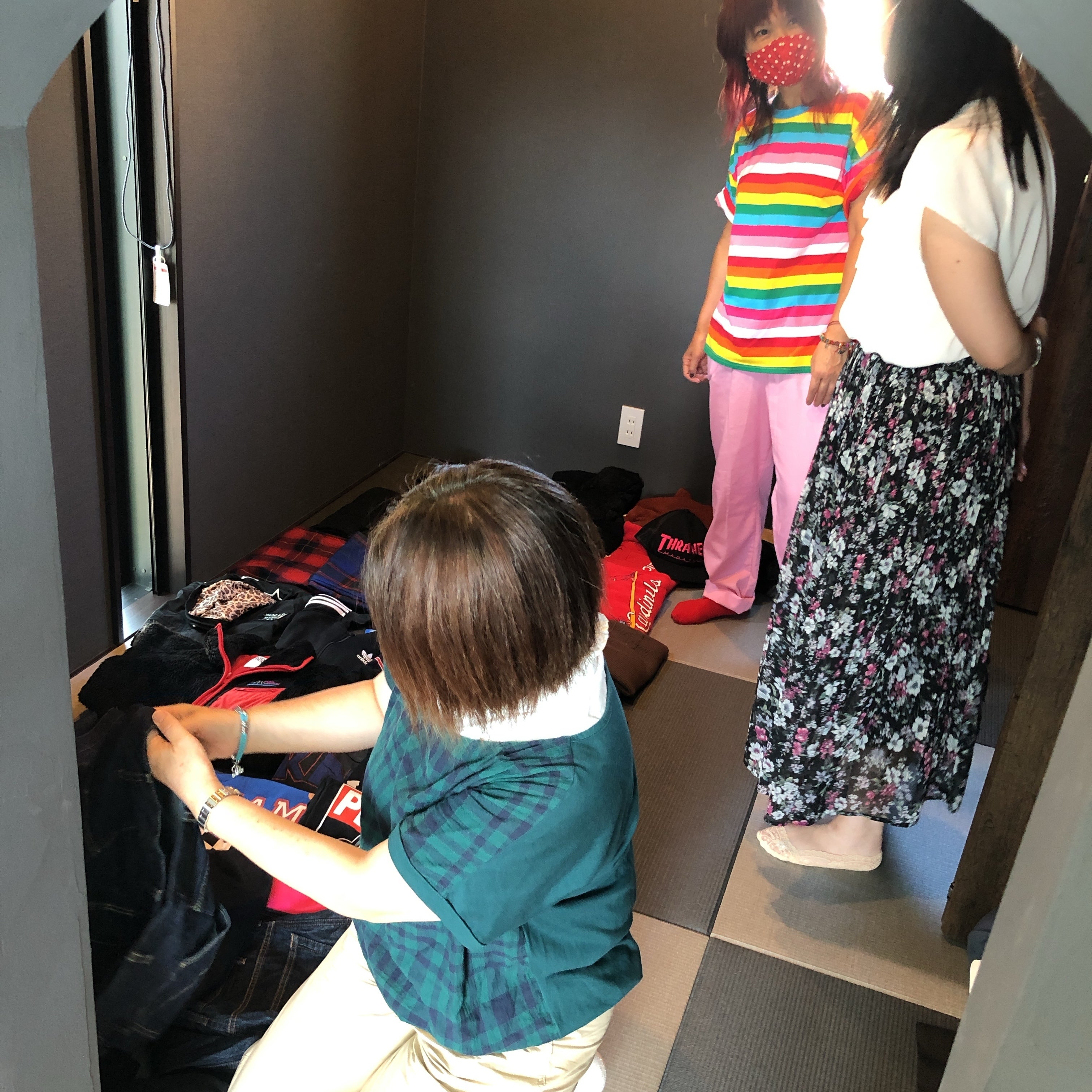 家出カフェ ターコイズにてフリーマーケット開催しました Campfire キャンプファイヤー