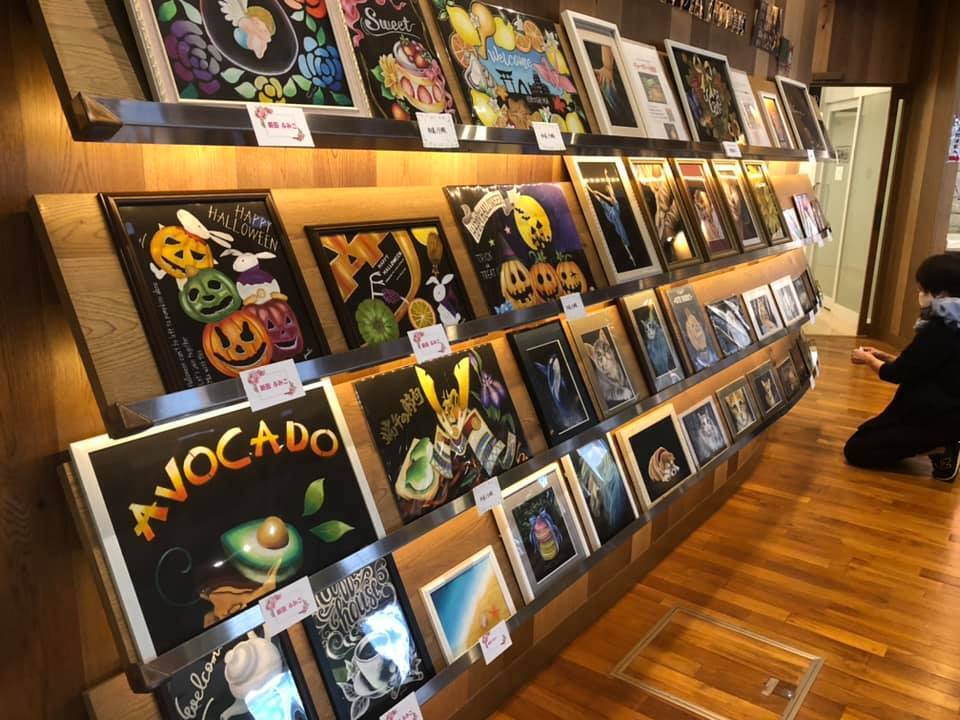献血ルーム ピース でチョークアート展示中 Campfire キャンプファイヤー