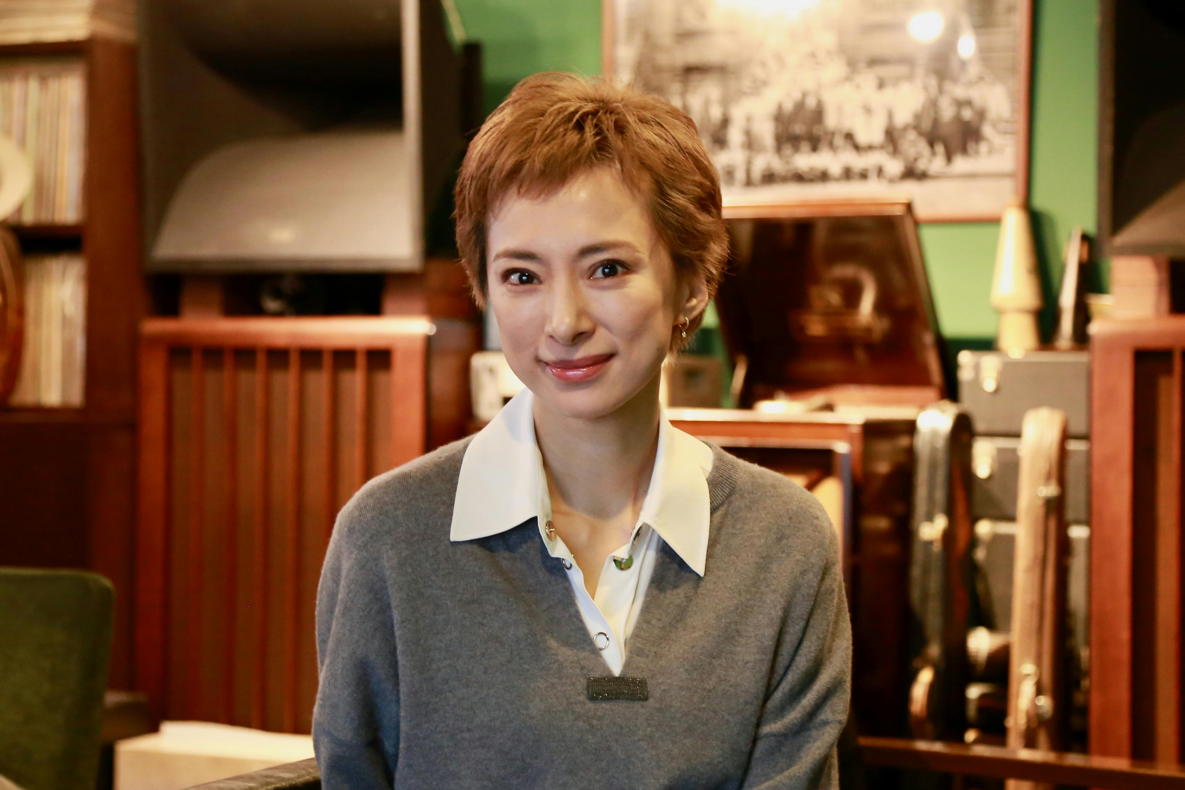 TOKYO HEADLINE」に、映画のバックストーリーを不定期掲載中!ヒロイン梅宮万紗子さんの登場です! - CAMPFIRE (キャンプファイヤー)