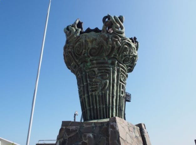 聖火台__火焔土器.jpg?ixlib=