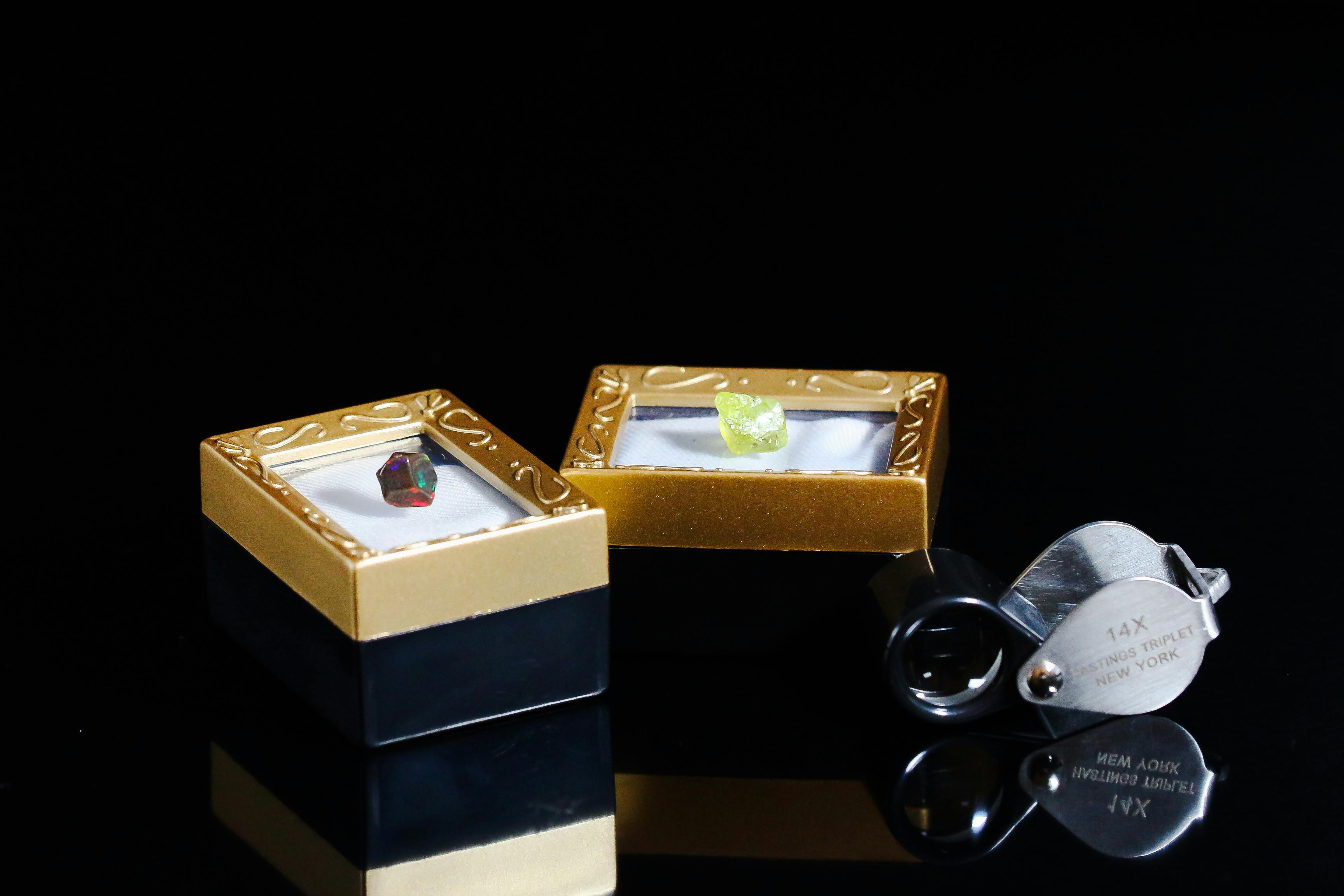 活動報告一覧 - ありのままだから美しい！！「宝石の原石のお守り