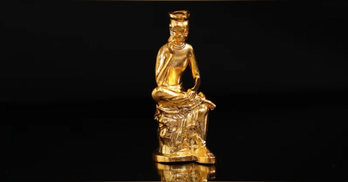 弥勒菩薩(みろくぼさつ)は未来を見つめる。【純金の弥勒菩薩像】が 弥勒菩薩(みろくぼさつ)は未来を見つめる。【純金の弥勒菩薩像】が