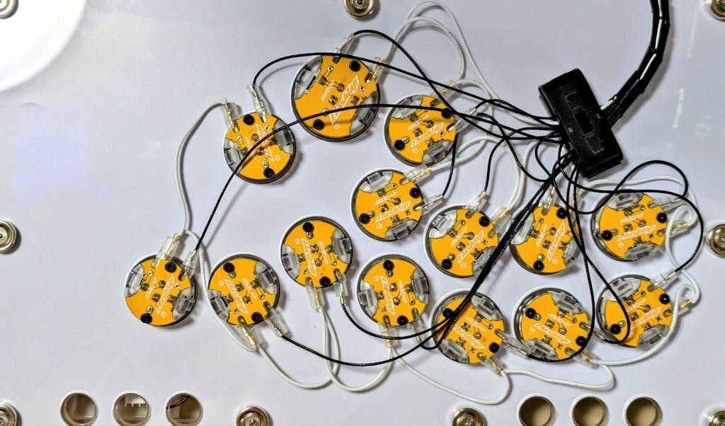 FlashTapのにケーブルを接続する - CAMPFIRE (キャンプファイヤー)