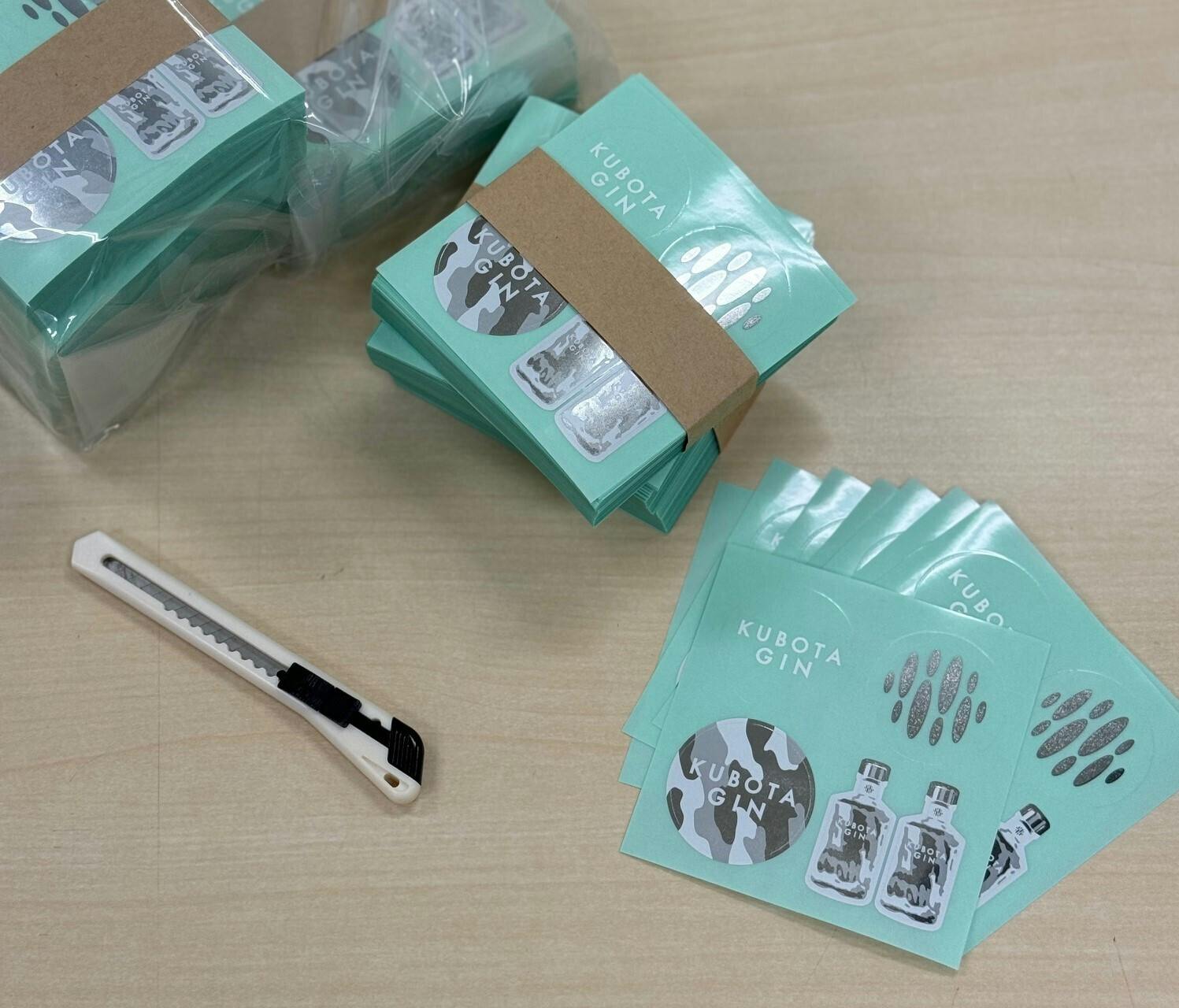 ステッカーが到着しました - CAMPFIRE (キャンプファイヤー)