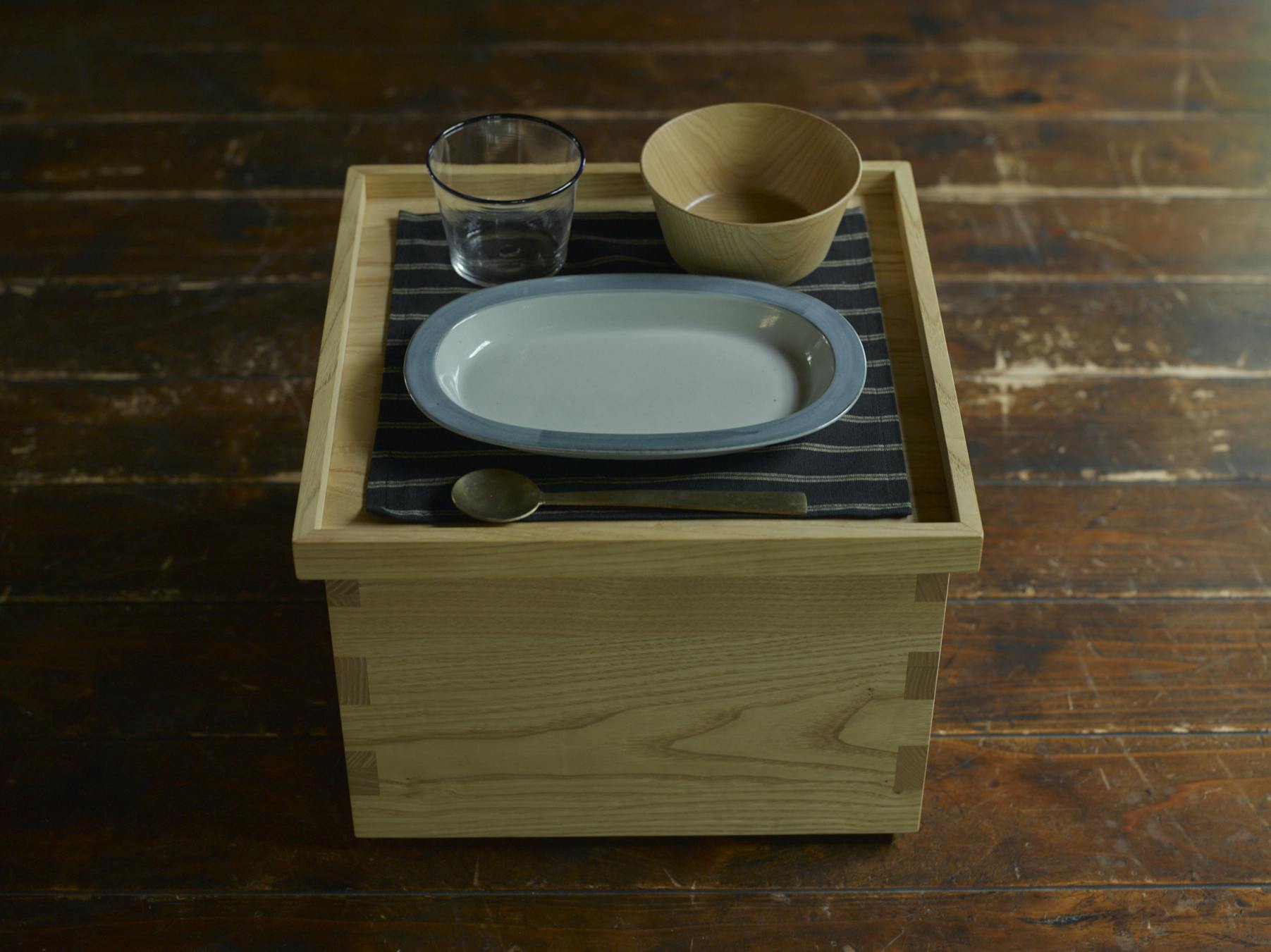 美味しさと自由を運ぶ”箱膳”で「食」の喜びを味わい尽くす！持ち運べる