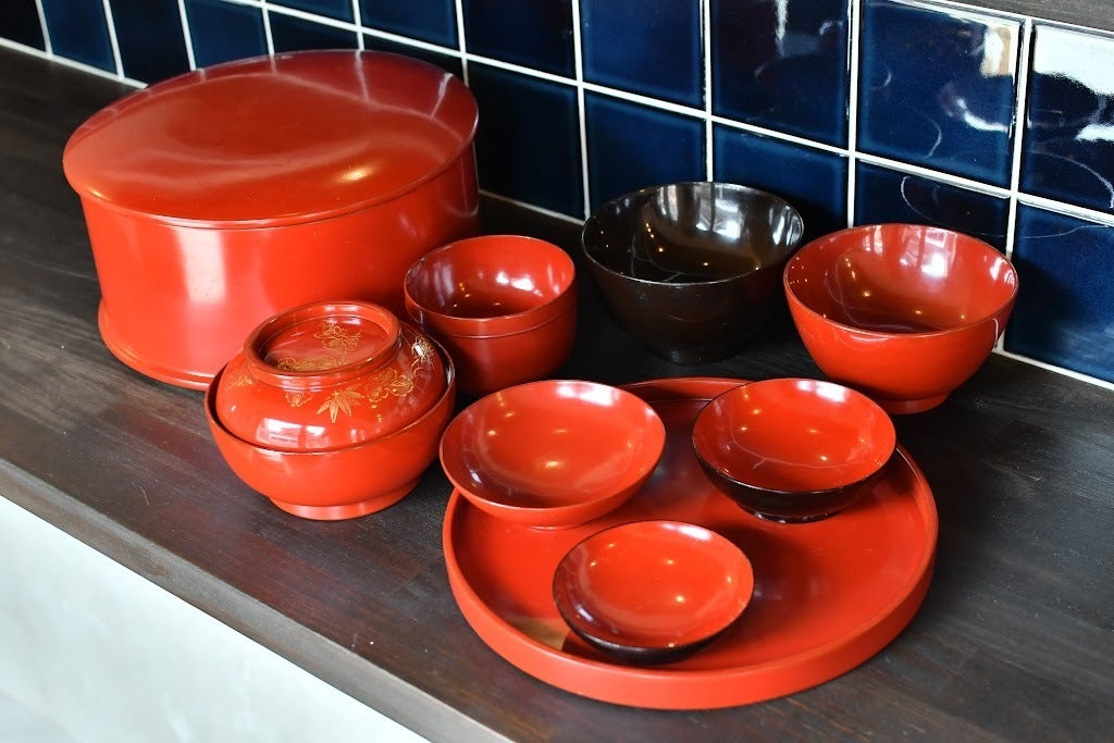 活動報告一覧 - 廃棄される輪島塗漆器を活用したランプシェードの商品