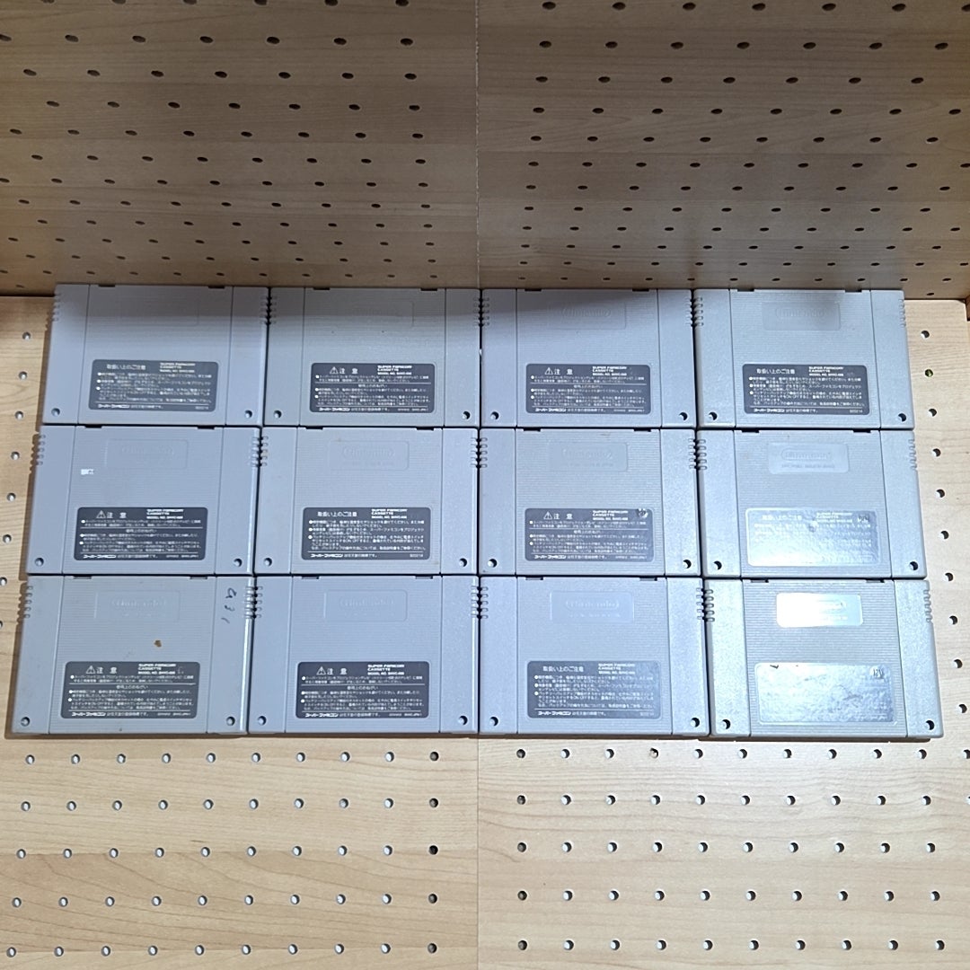 スーパーファミコンのソフトも、少しずつ準備しています