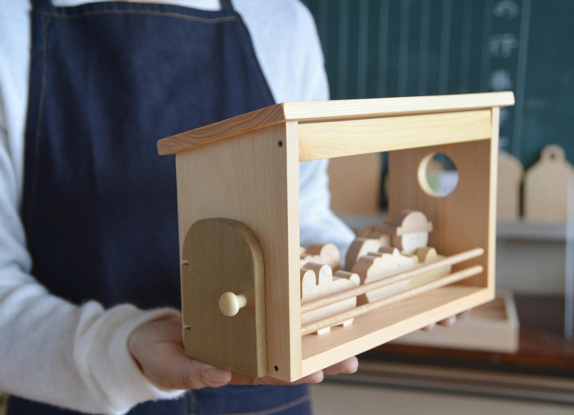 木のおもちゃ作りを体験できる 木のおもちゃ学校 をつくる Campfire キャンプファイヤー 木のおもちゃ作りを体験できる 木のおもちゃ学校 をつくる Campfire キャンプファイヤー