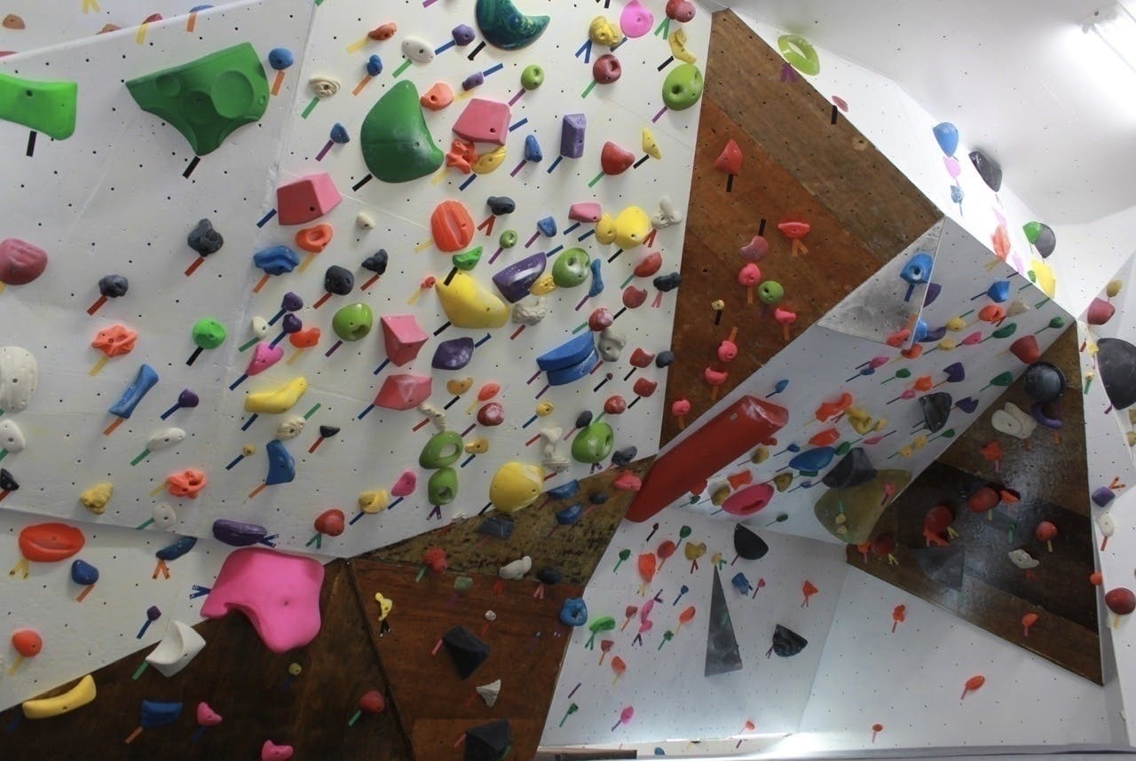 大阪のクライミングジムを守る Save Osaka Climbing Gyms Campfire キャンプファイヤー