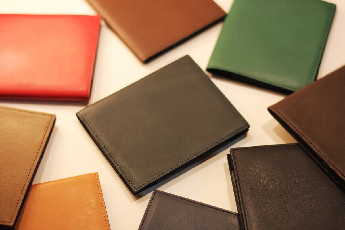極薄6ミリ！全面レザー採用の超薄型財布「Tenuis3 Leather TL 