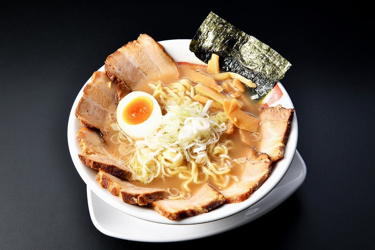 話題の行列 ふるさと納税 本格 ラーメン屋が作る とろ〜り柔らか豚角煮1.5kg 300g×5パック 静岡県裾野市 zigamacss.rw