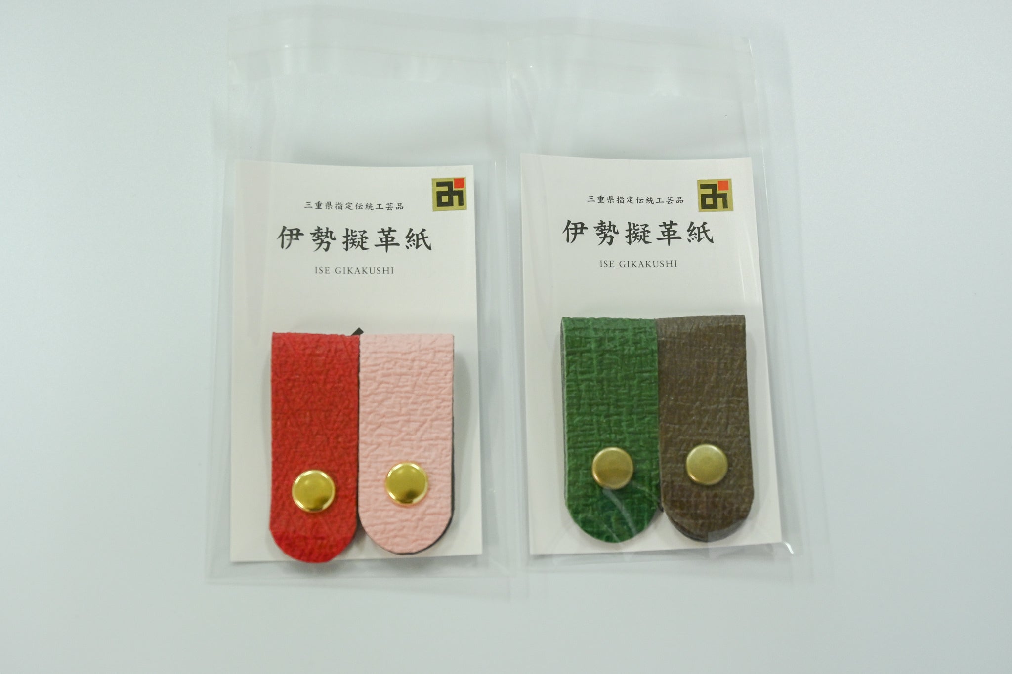 【 擬革紙甲冑 】　江戸時代　平家　蔵出品 江戸時代に考案されたヴィーガンレザー、「擬革紙」。その技術を未来に