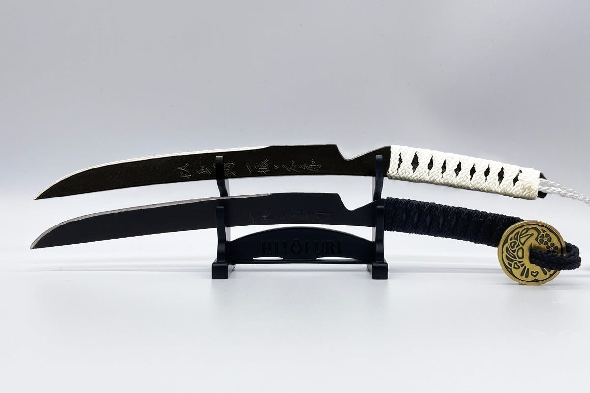 刀鍛冶が日本刀と同じ素材「玉鋼」から作る！【刀剣型ペーパーナイフ ...