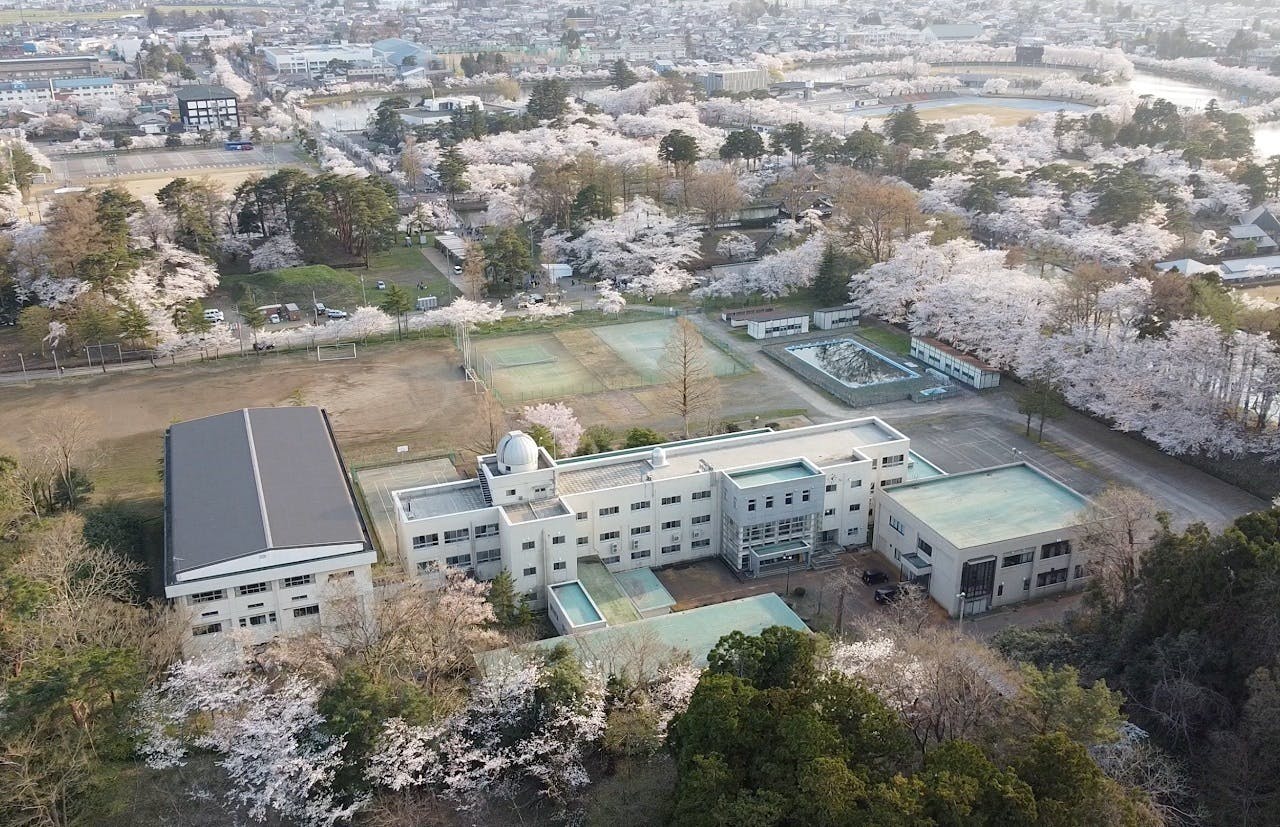 熊本学園大学付属中学校