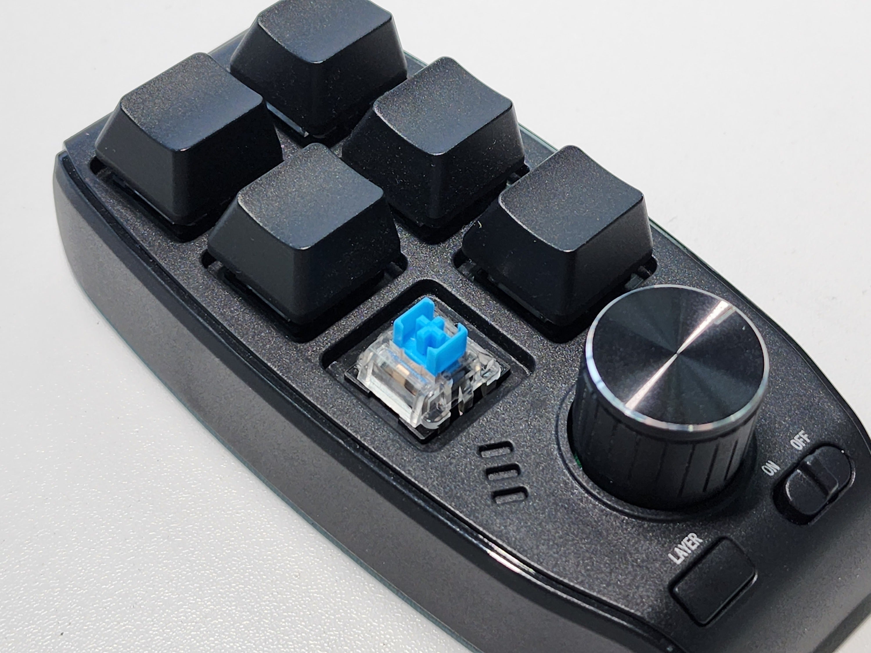 Cukey 支援者一覧 - 総計27個のカスタムキーがサポート可能なキーボード「Mini cukey」 - CAMPFIRE (キャンプファイヤー)
