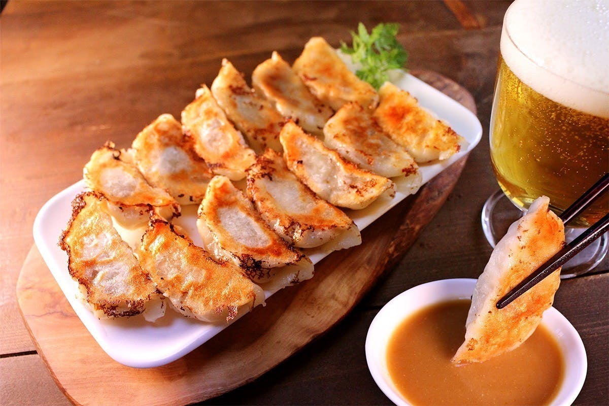 (キャンプファイヤー)　神戸の希少ブランド豚「神戸ポークプレミアム」使用の味噌だれ餃子をもっと広めたい！　CAMPFIRE