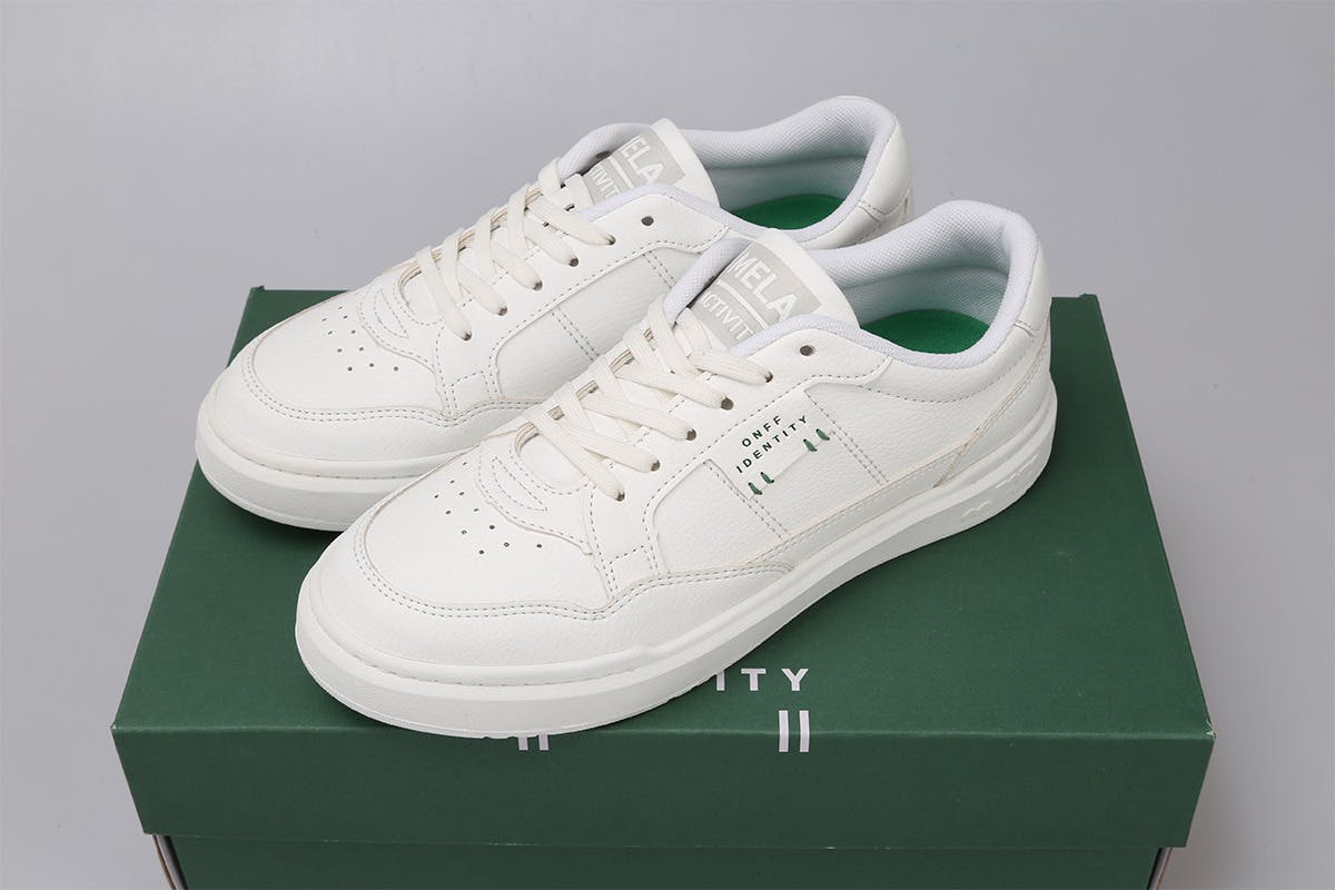 履き続けたいスタイリッシュなイタリアのレザースニーカーMELA!毎日