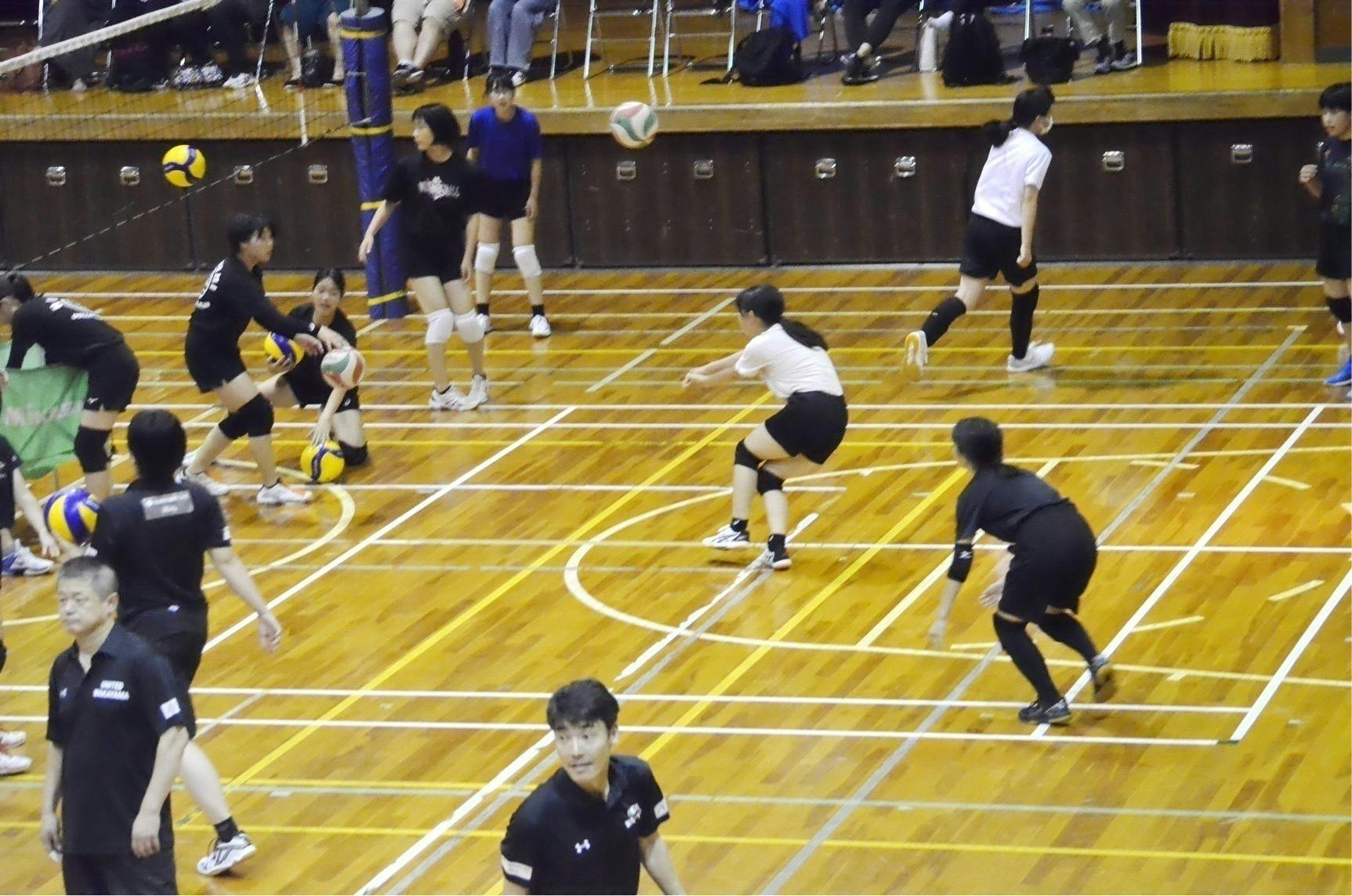 中学生バレーボールクラブ『ユナイテッド和歌山』にユニフォームとボール購入費を！ - CAMPFIRE (キャンプファイヤー)