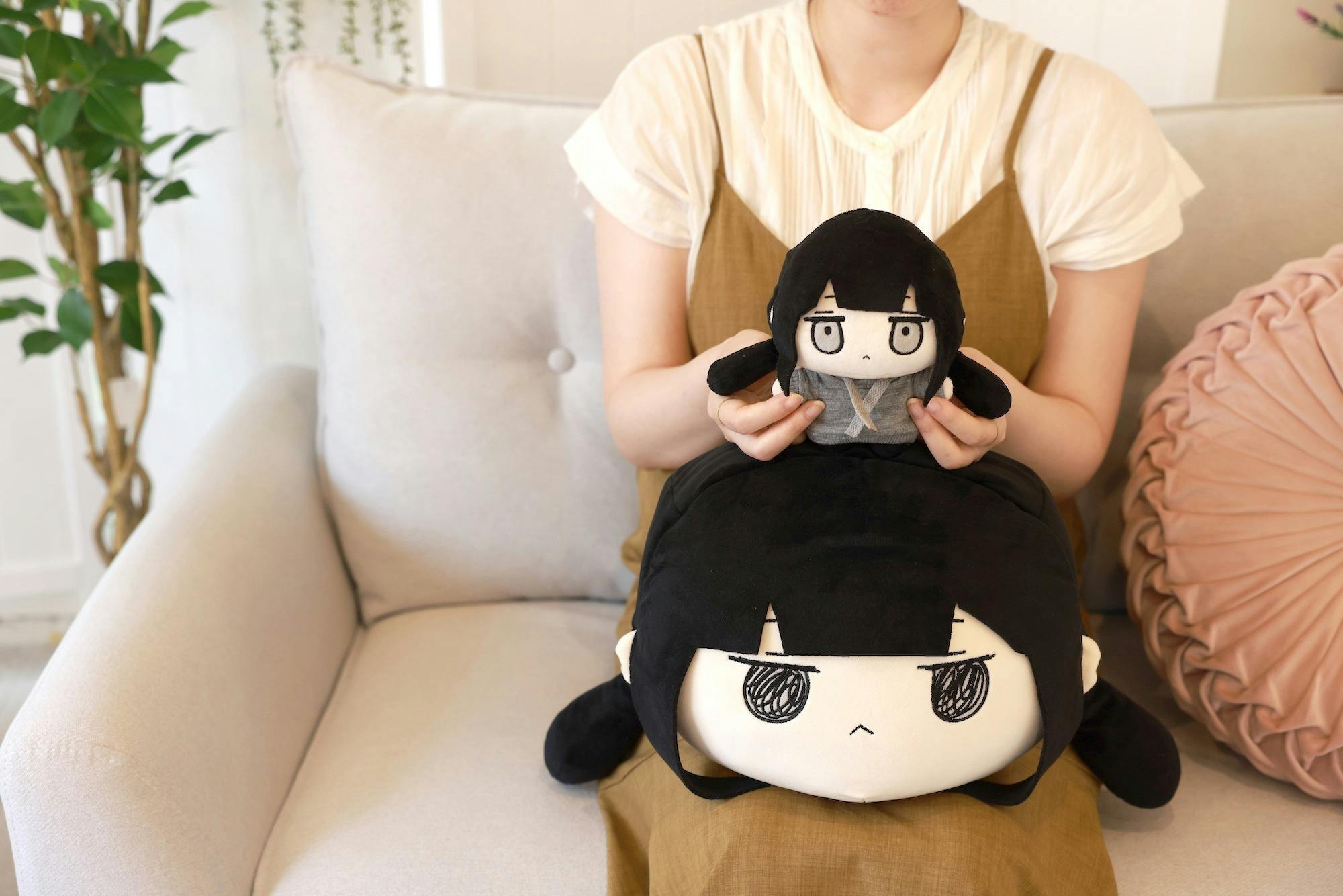 ぬくぬくにぎりめし ぬいぐるみ モチモチクッション、ポストカード 手のりおさげちゃんモチモチクッションプロジェクト - CAMPFIRE