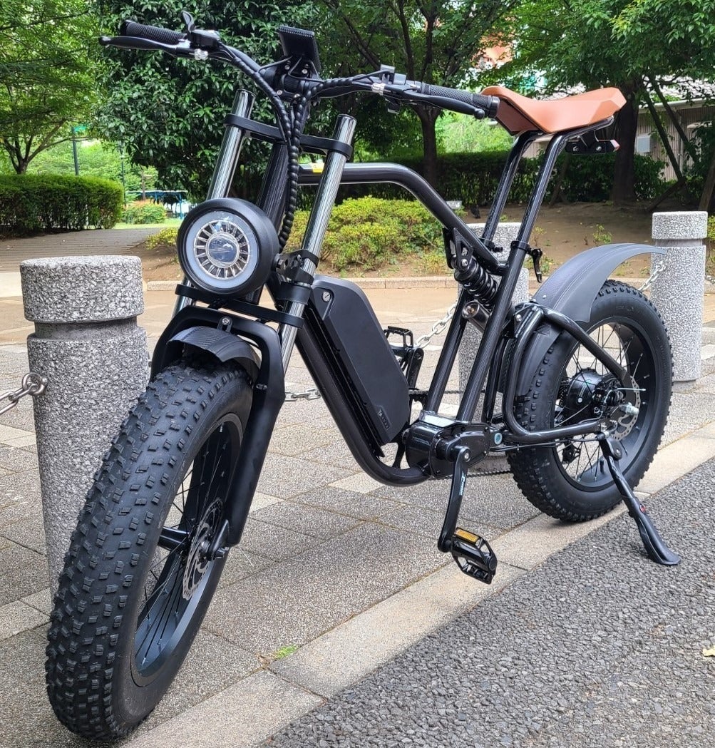 極太タイヤの電動アシスト自転車！ゴツさとワイルドさを兼ね備えた圧倒