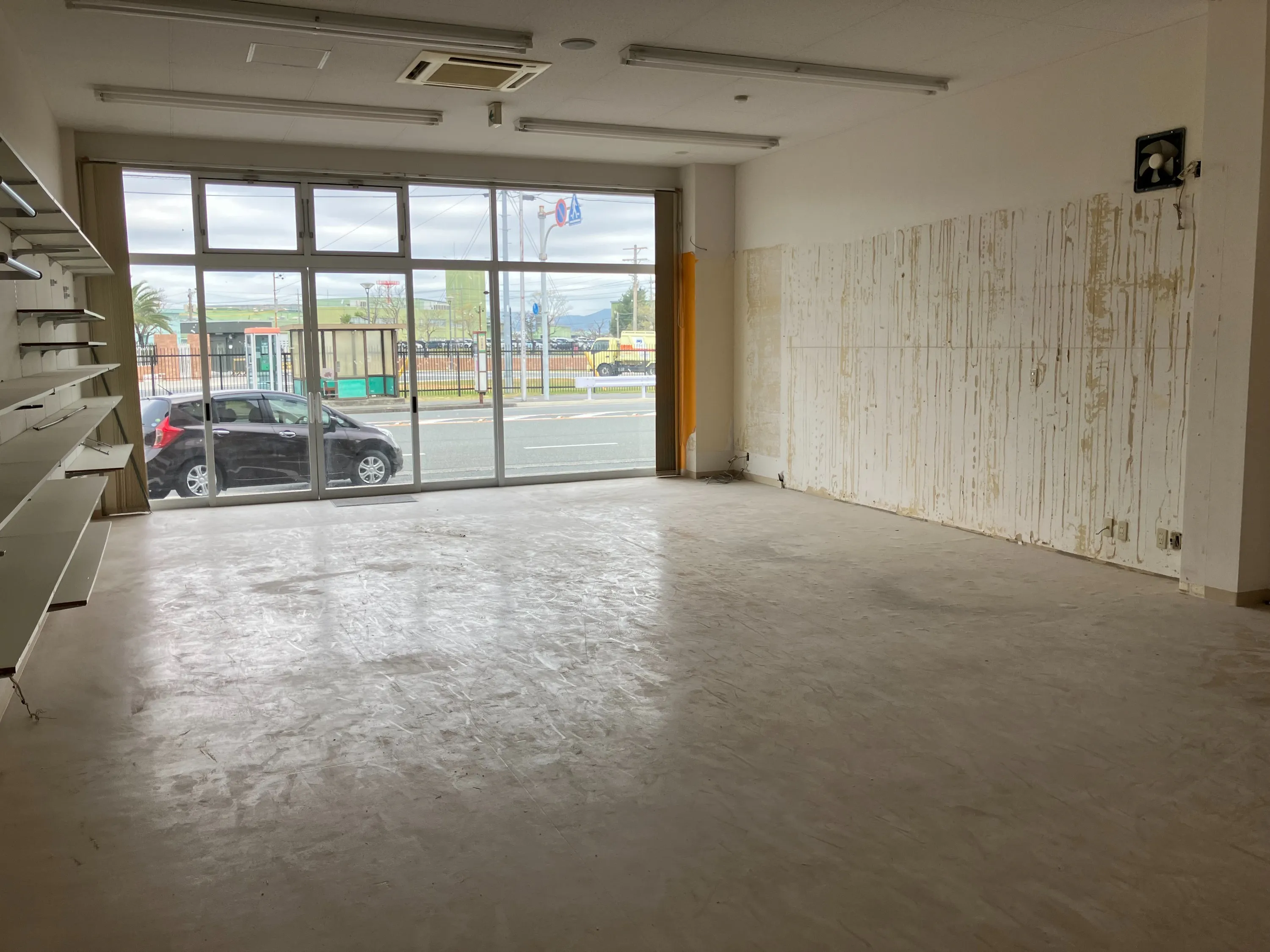 3番目のメイン画像