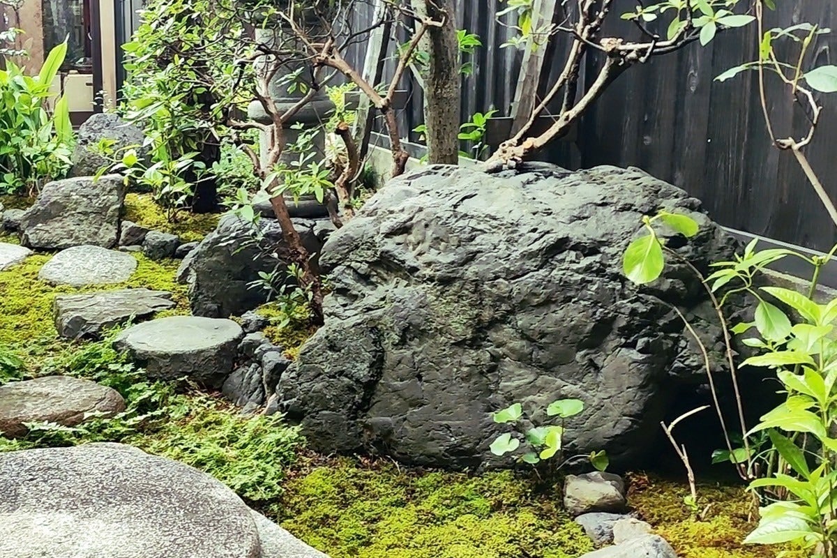 京都の京町家にある真黒石（まぐろいし）を継承したい - CAMPFIRE