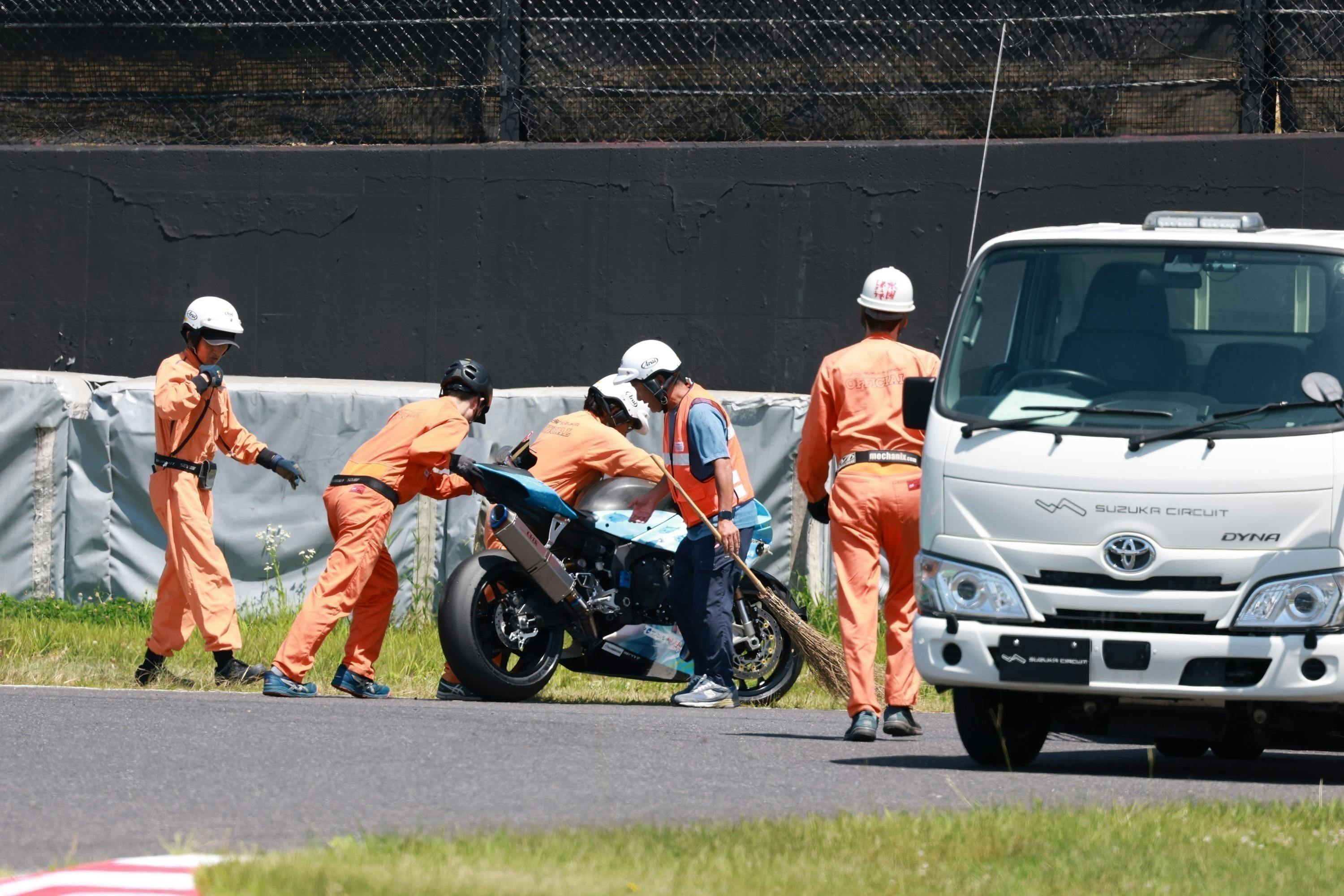 碧志摩メグが再びピンチ！鈴鹿8耐に挑む『痛バイク』を支えて