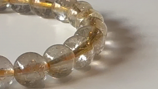 運を磨き、未来を掴む。2026年、ルチルクオーツブレスレット