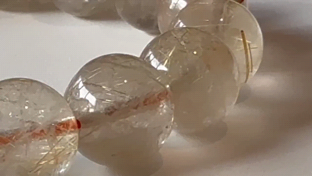 運を磨き、未来を掴む。2026年、ルチルクオーツブレスレット