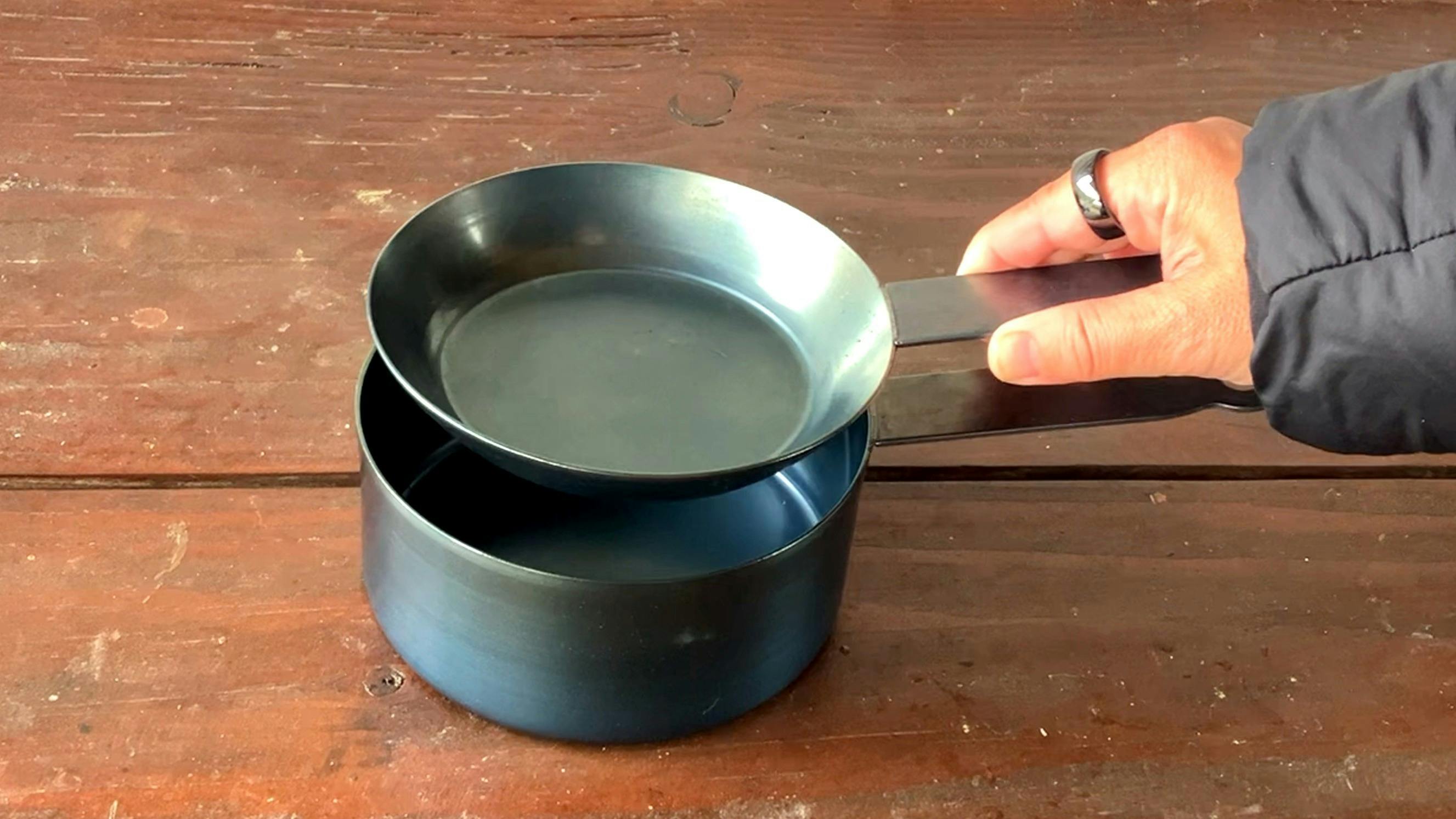 焚き火もIHもOK。ソロキャンプも日常もこれひとつで完結。13cm無骨