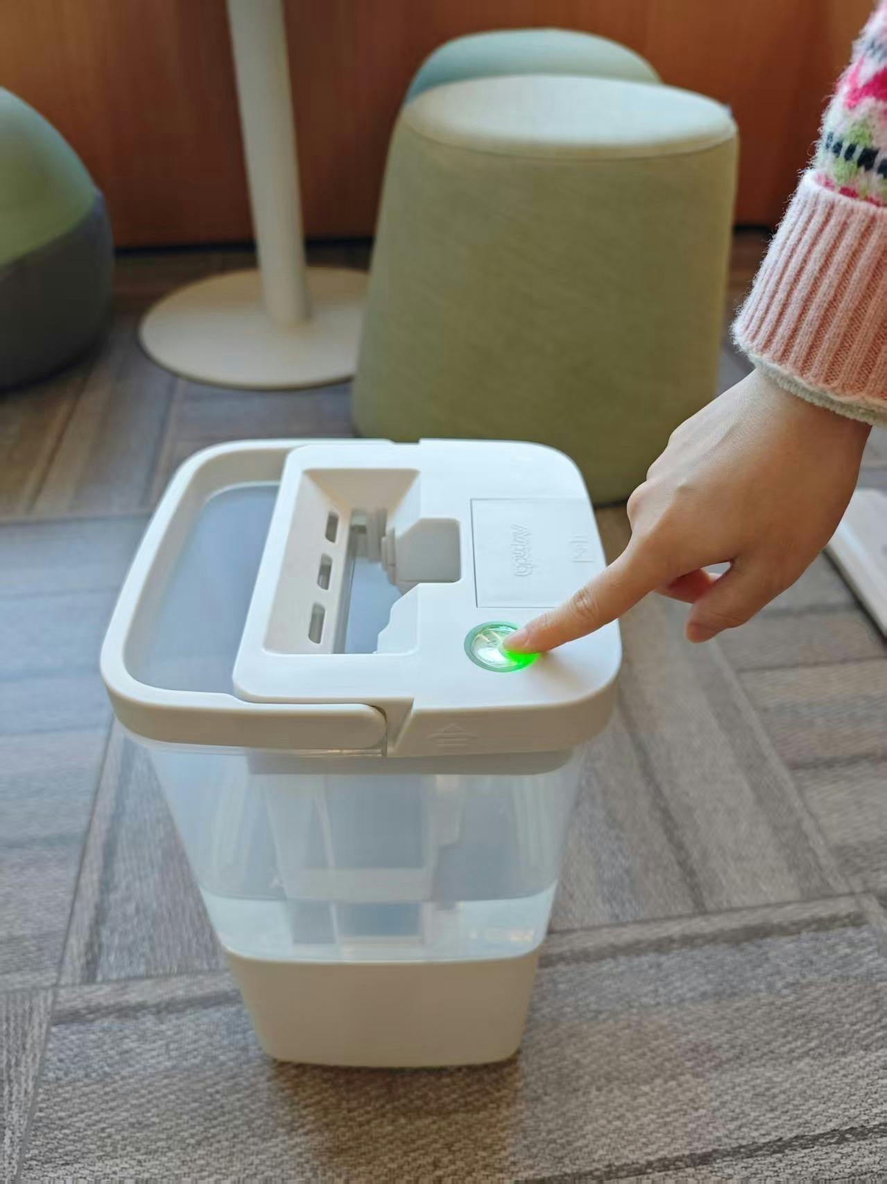 掃除革命！真水で自動洗浄する新世代スマートモップ「EVERCLEAN 2.0