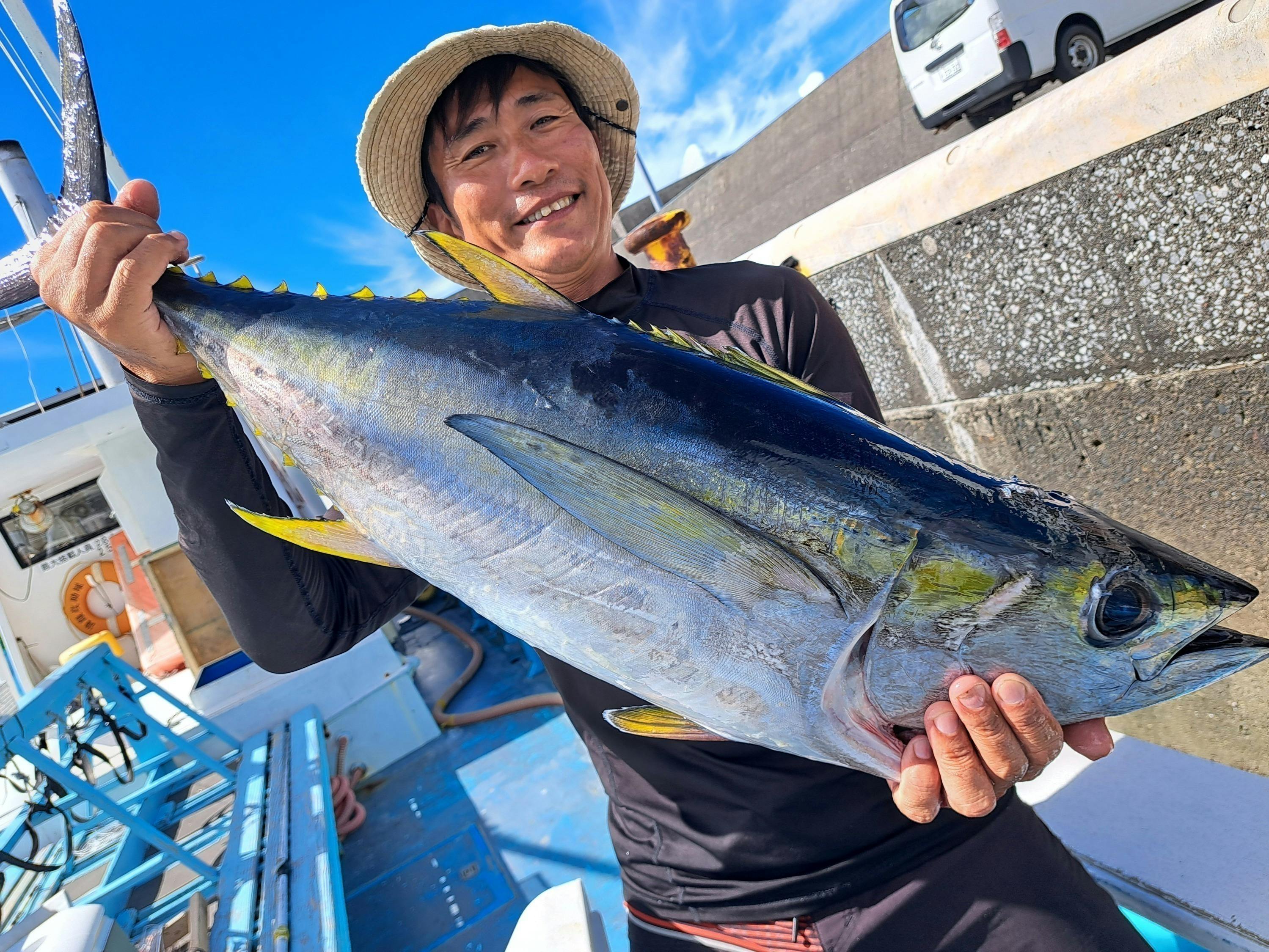 日本海 タイトル】「八丈島の海を愛するダイバー。新店舗、ボート設備充実を