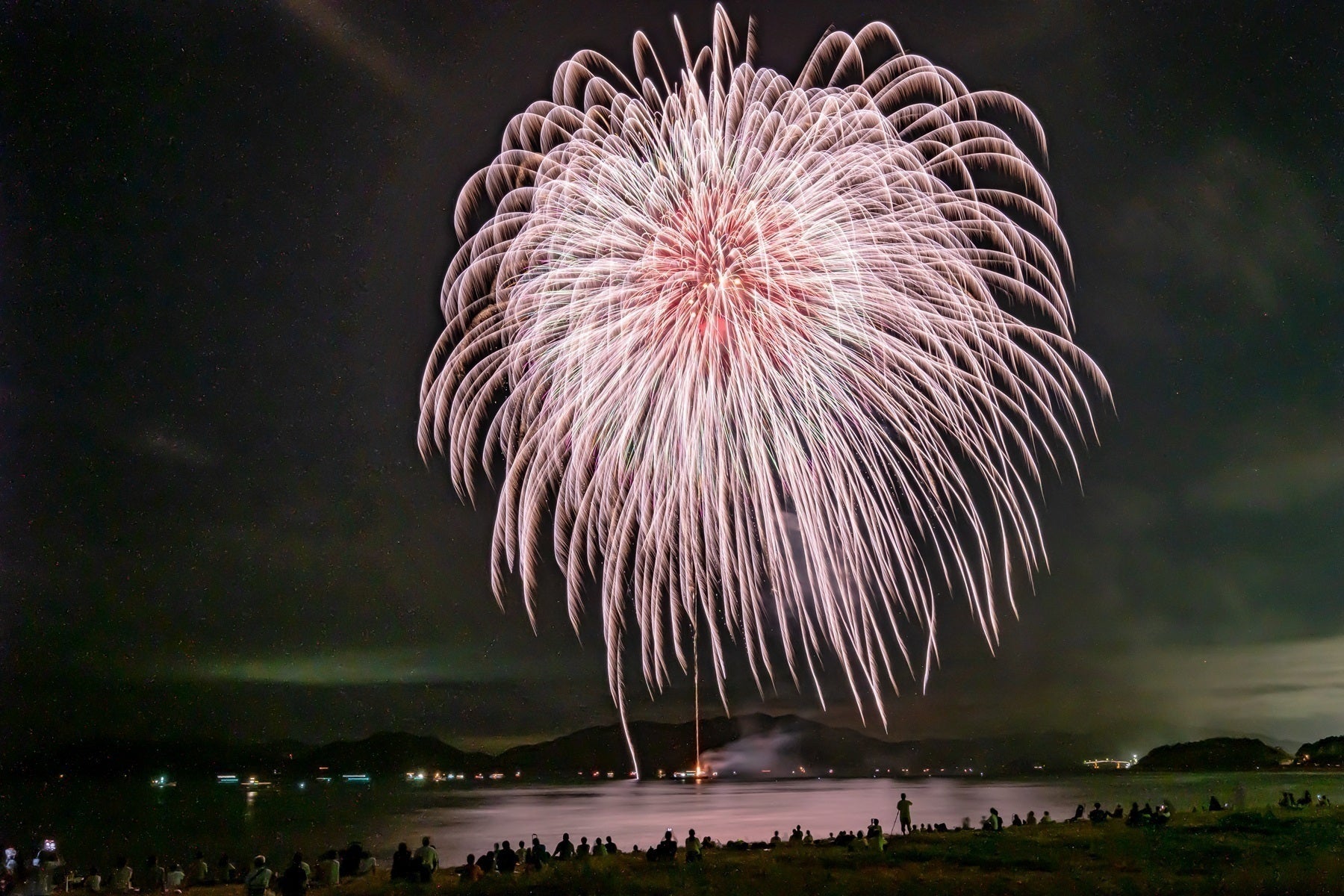 光市】令和8年 光花火大会「＃虹はなび」を開催決定 - CAMPFIRE