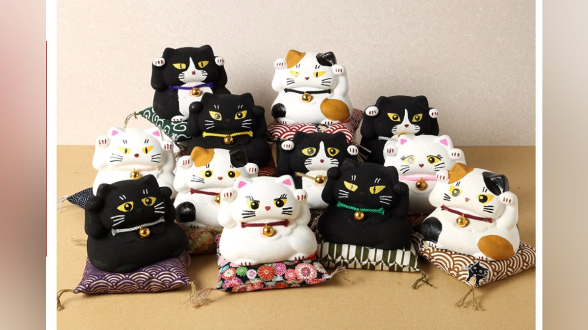 新時代の招き猫(桑名鋳物の中子屋さんが作った招き猫)を全国に広めたい 新時代の招き猫(桑名鋳物の中子屋さんが作った招き猫)を全国に広めたい
