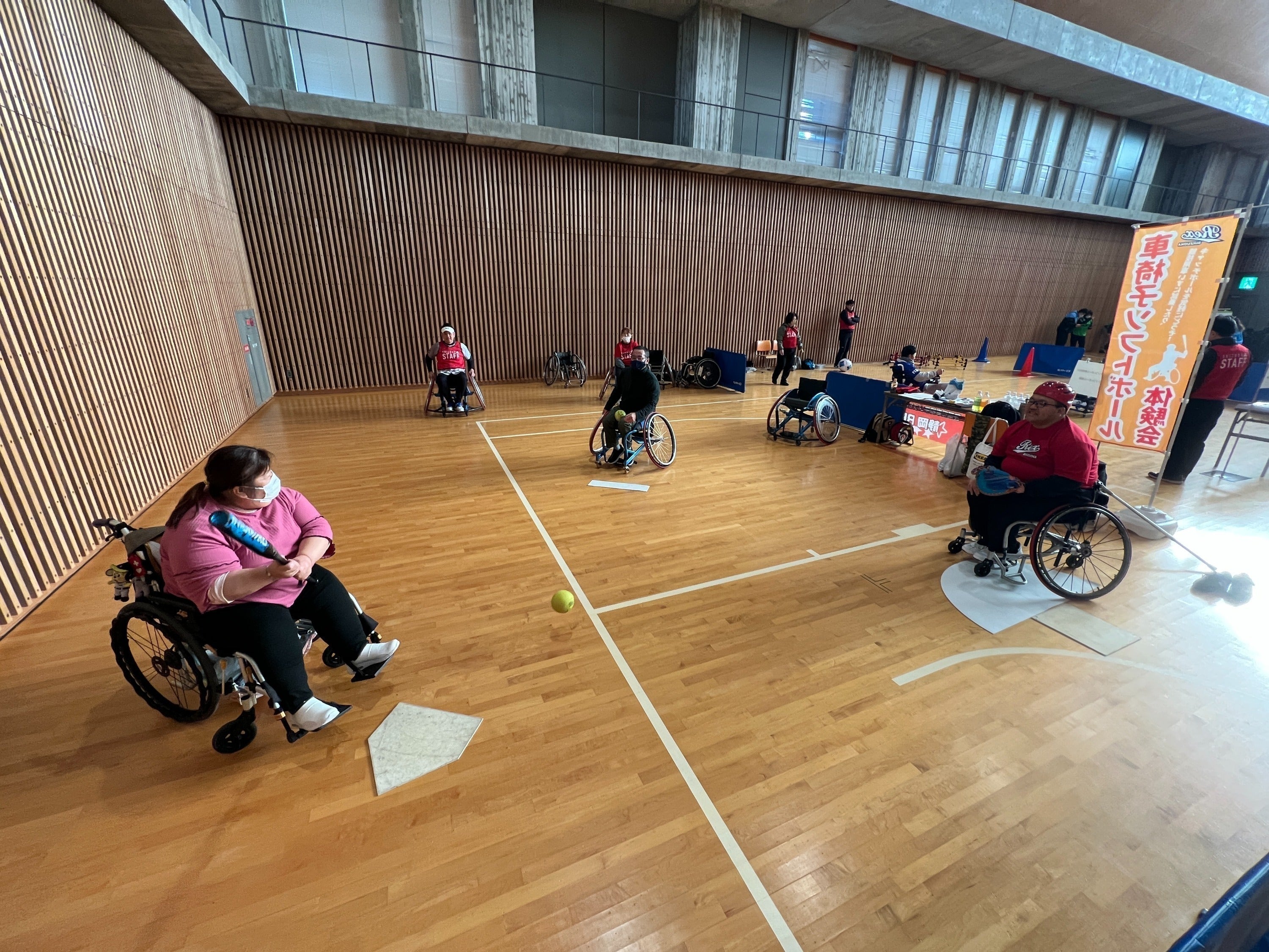 障がい者でもスポーツを！静岡REX 競技用車椅子プロジェクト