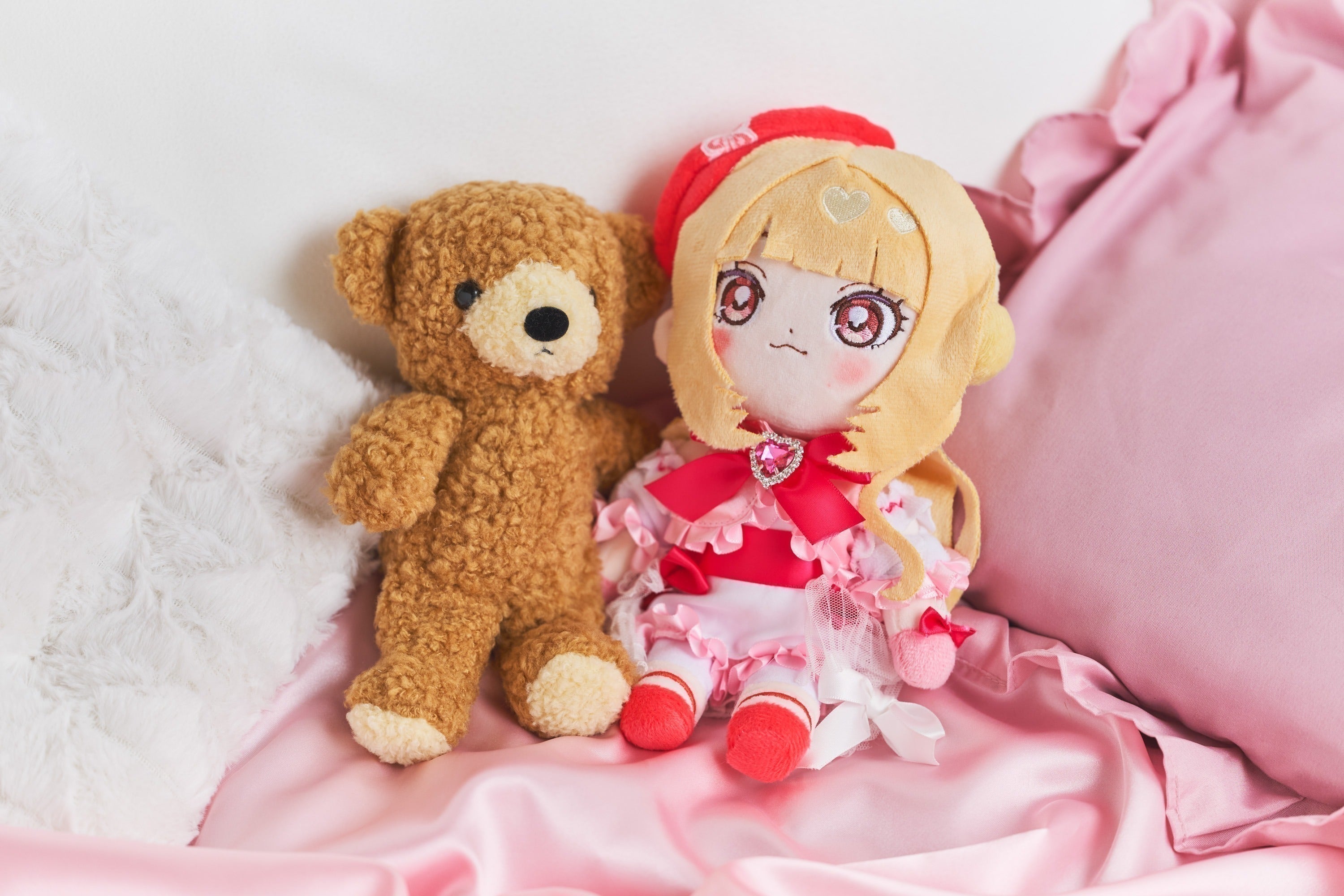 油布京子とファンが育む新キャラクター「ふぇあ子ちゃん」ぬいぐるみ化
