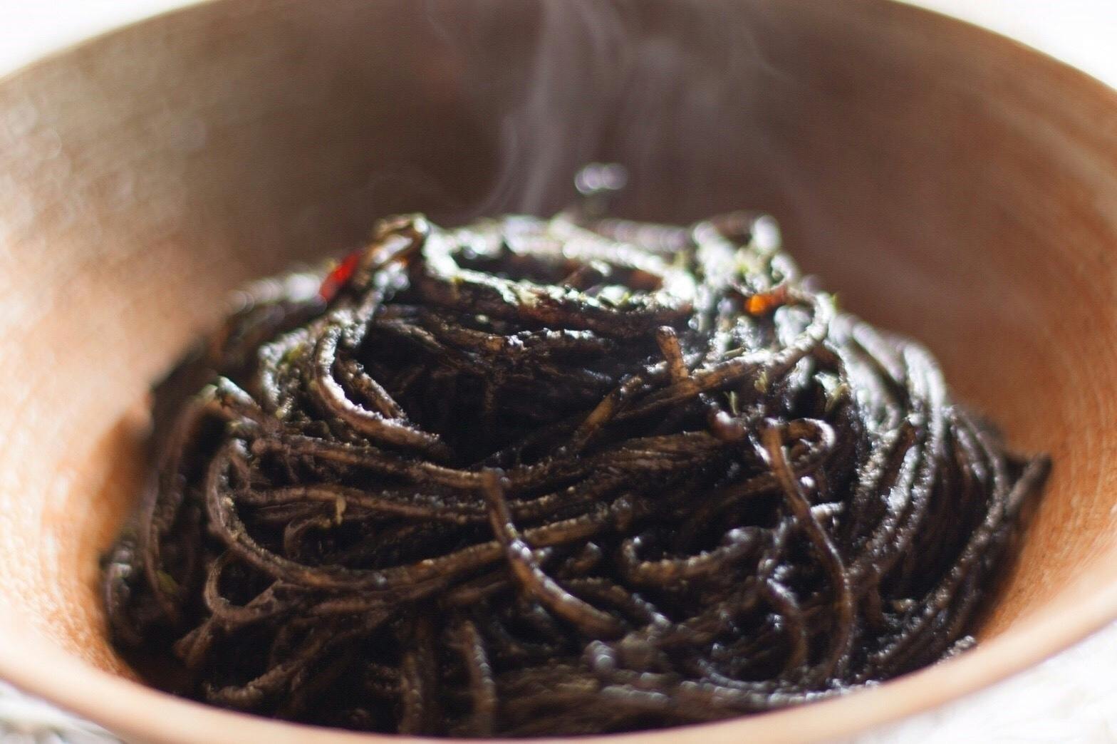 Cafebar いつもの店で の絶品イカスミパスタを全国発信したい Campfire キャンプファイヤー