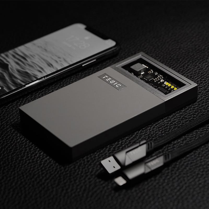 Pd3 0 Qc3 0 Fcp対応 ケーブル内蔵 モバイルバッテリー1万mah Campfire キャンプファイヤー Pd3 0 Qc3 0 Fcp対応 ケーブル内蔵 モバイルバッテリー1万mah Campfire キャンプファイヤー